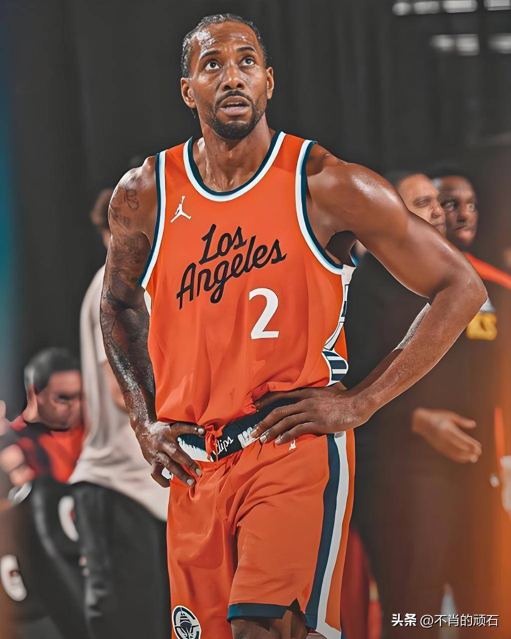 同时以体型 同时以体型