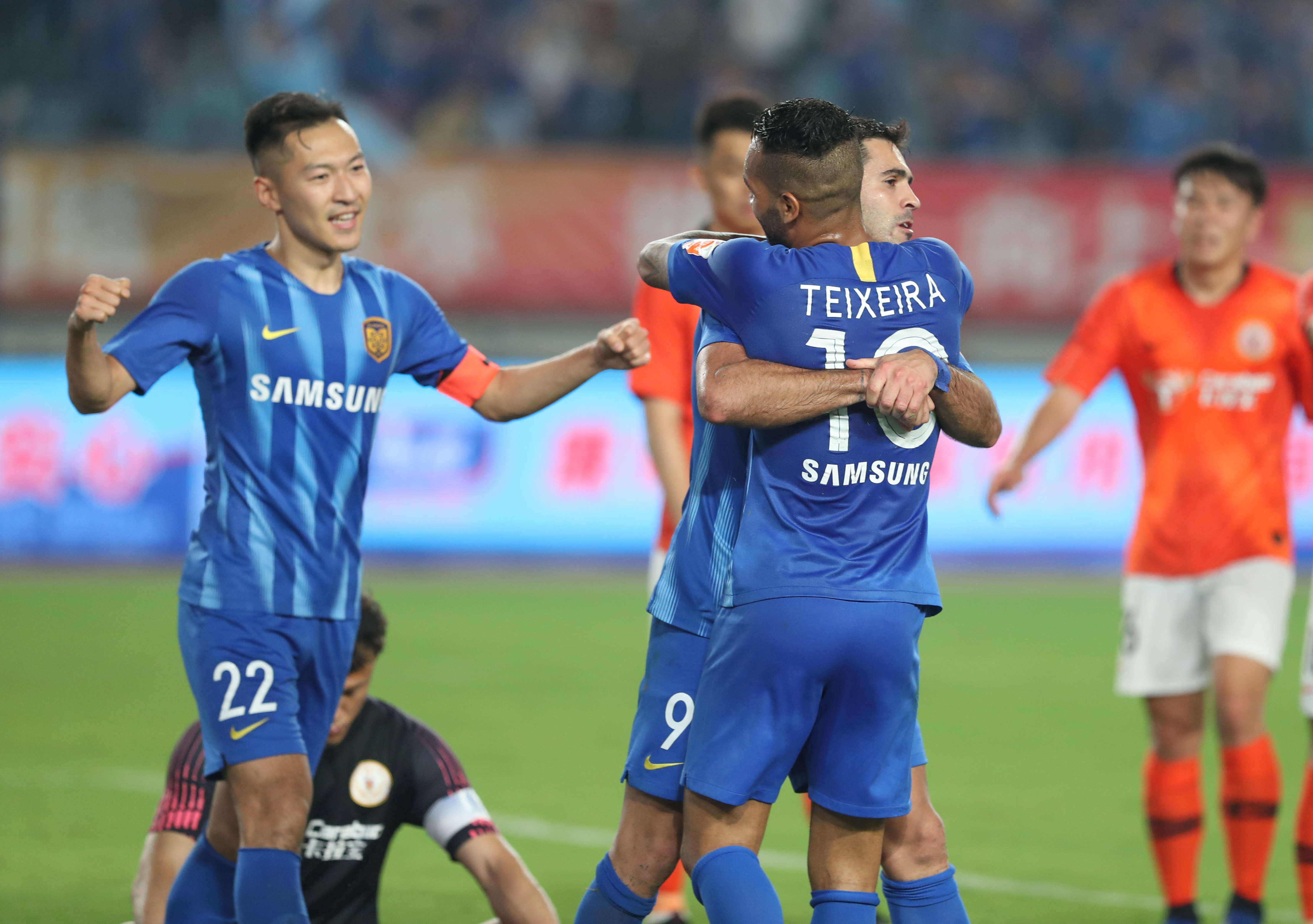 的叙事中 的叙事中